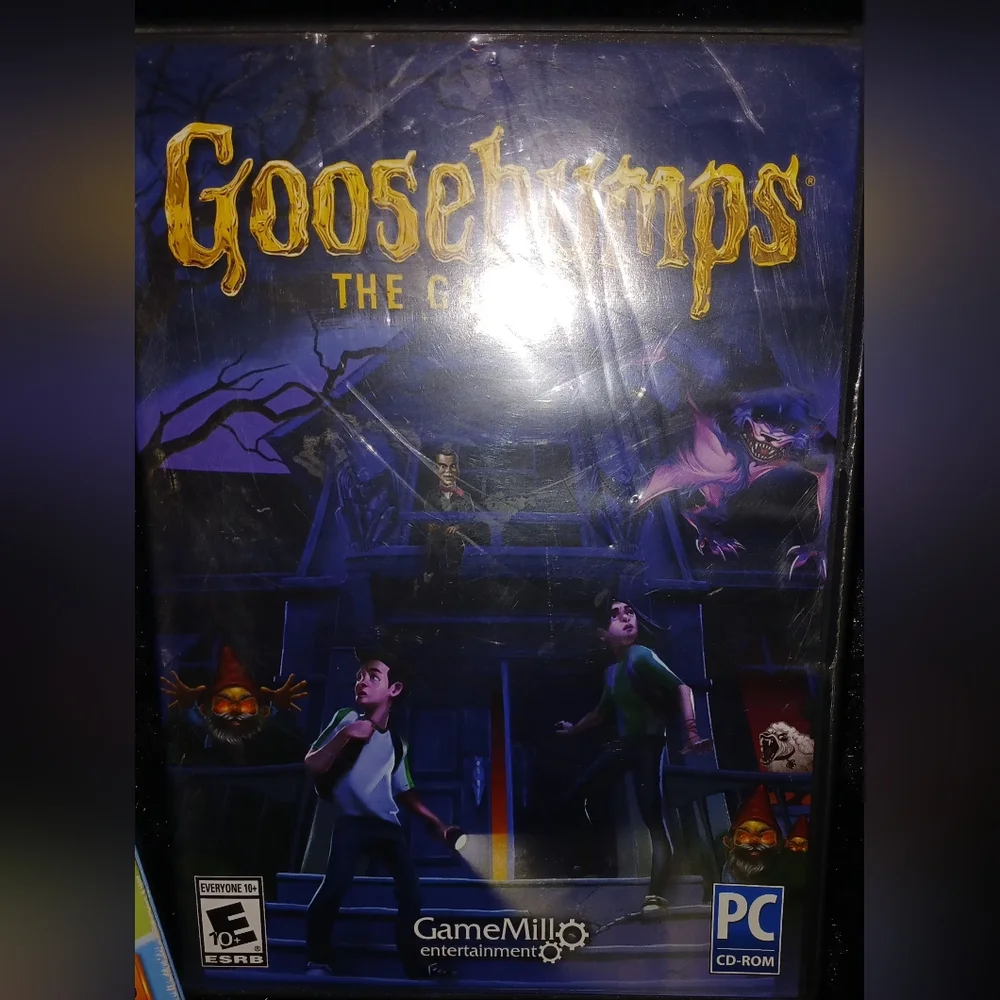 5 Disc Lot Video Game Collection - Black Cases